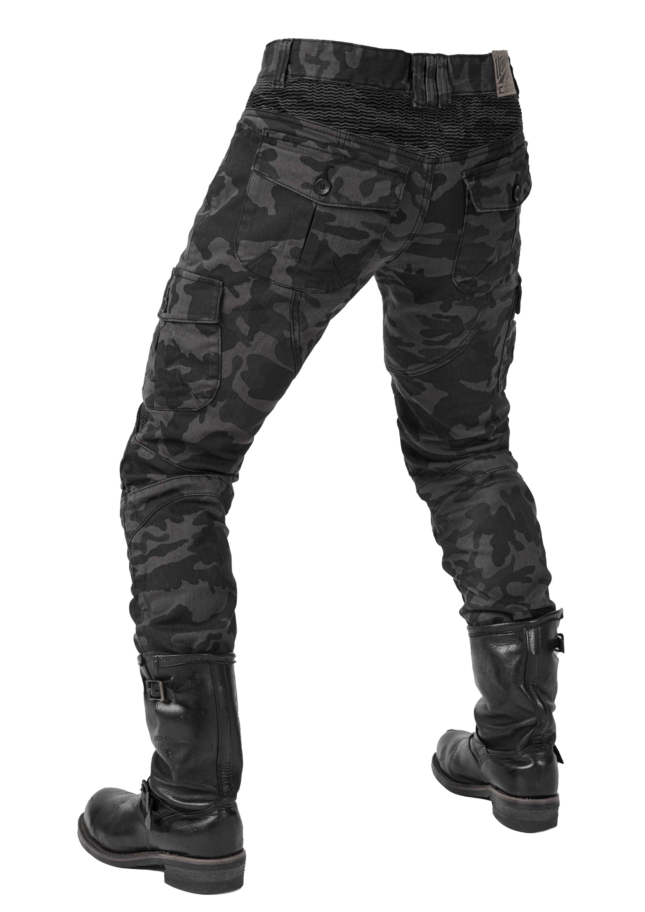 MOTORPOOL CAMO BLACK