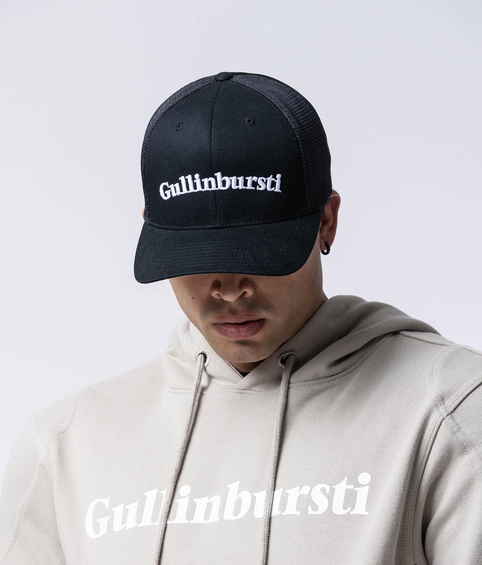 Gullinbursti® Mesh Cap Black